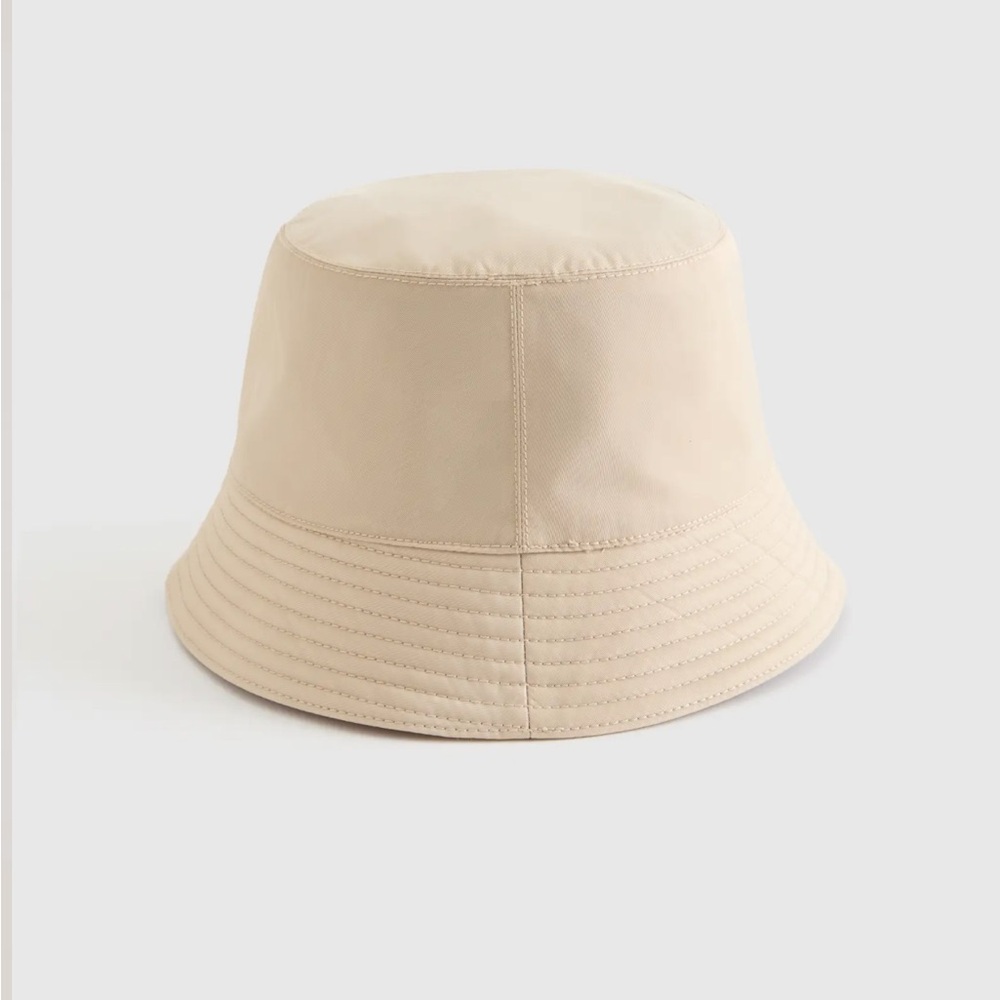 QUINCE NWT Revive Nylon Bucket Hat